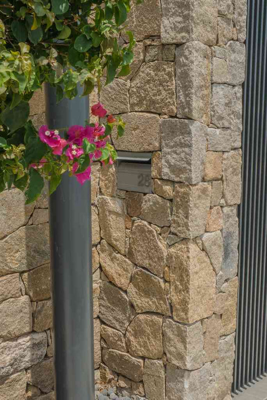 Gray tiger skin stone from The Nurso featuring natural tiger stripe pattern and smooth texture.