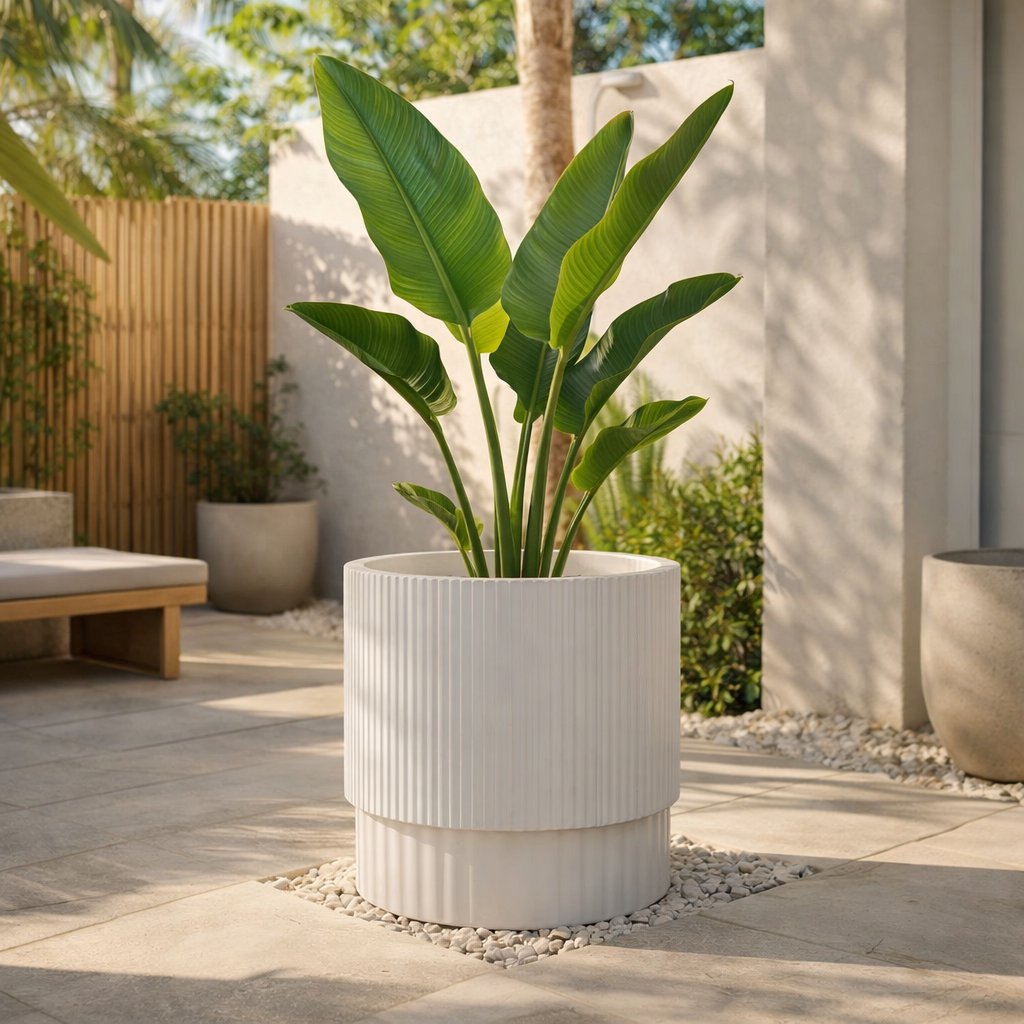 Cedar Ribbed Tapered Cylinder White