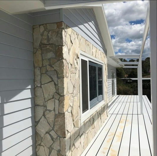 Ivory White Quartz Wall Cladding – Diagonal Natural Stone