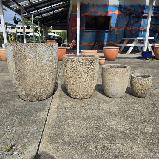 Tall egg pot by The Nurso, Atlantis Cream, 25cm diameter and 27cm height, with a glossy cream finish and sturdy handles.