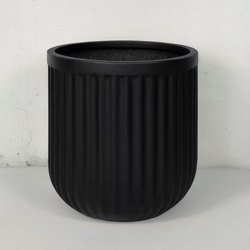 Cedar Ribbed Egg Black