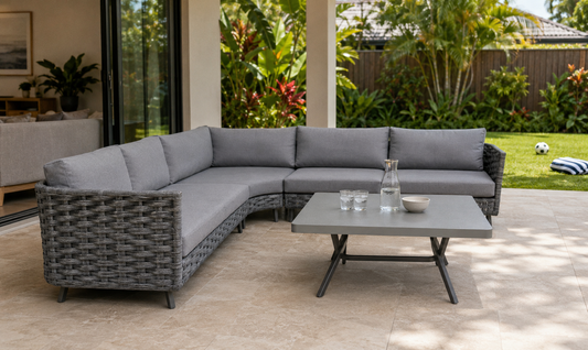 Sole Outdoor Setting