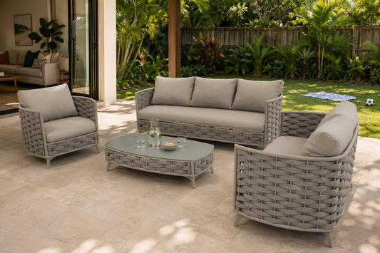 Bella Outdoor Living Setting